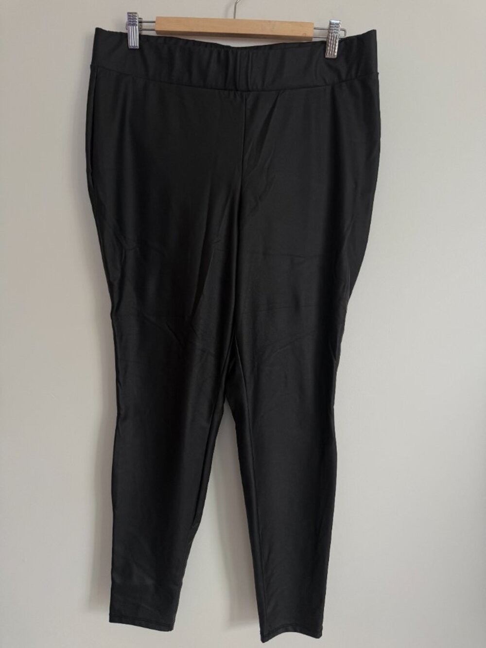 Torrid Women Black Faux Leather Pants Pull On Stretch Leggings Size 2 (2X)